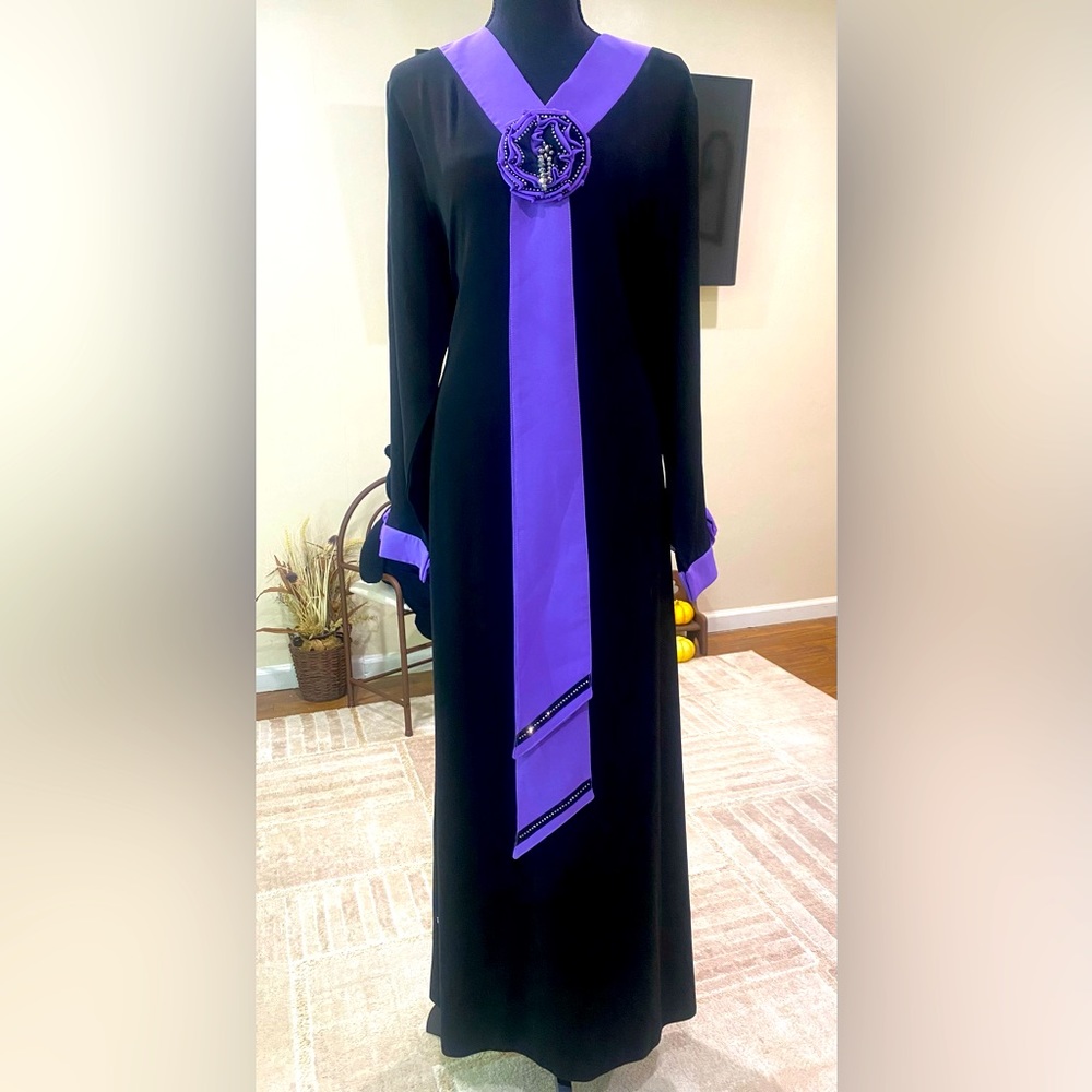 Modest dress